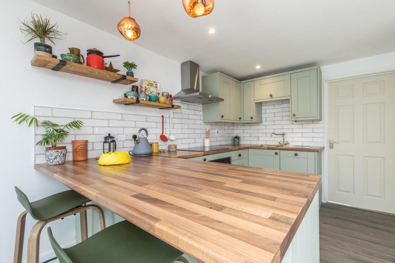 Beach, Hills, Food, Scenic Walks-The Kelp House. Peacehaven Экстерьер фото