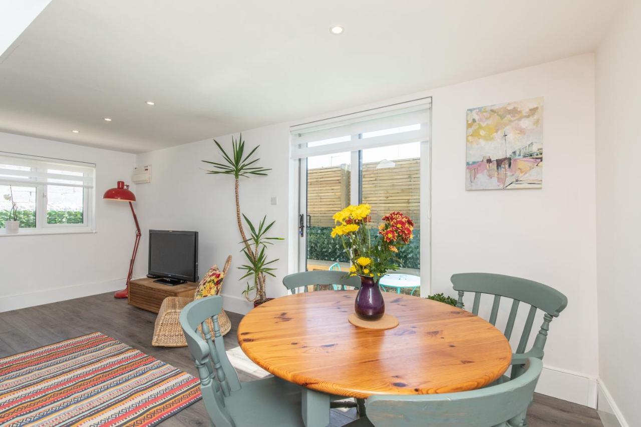 Beach, Hills, Food, Scenic Walks-The Kelp House. Peacehaven Экстерьер фото